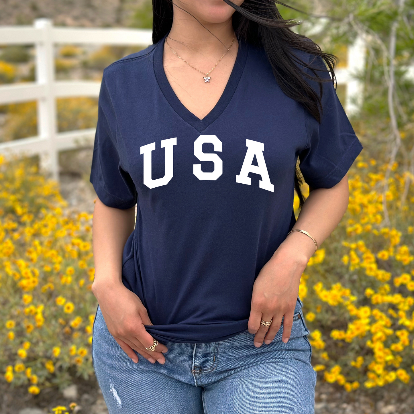 USA - Unisex Jersey V-Neck Tee