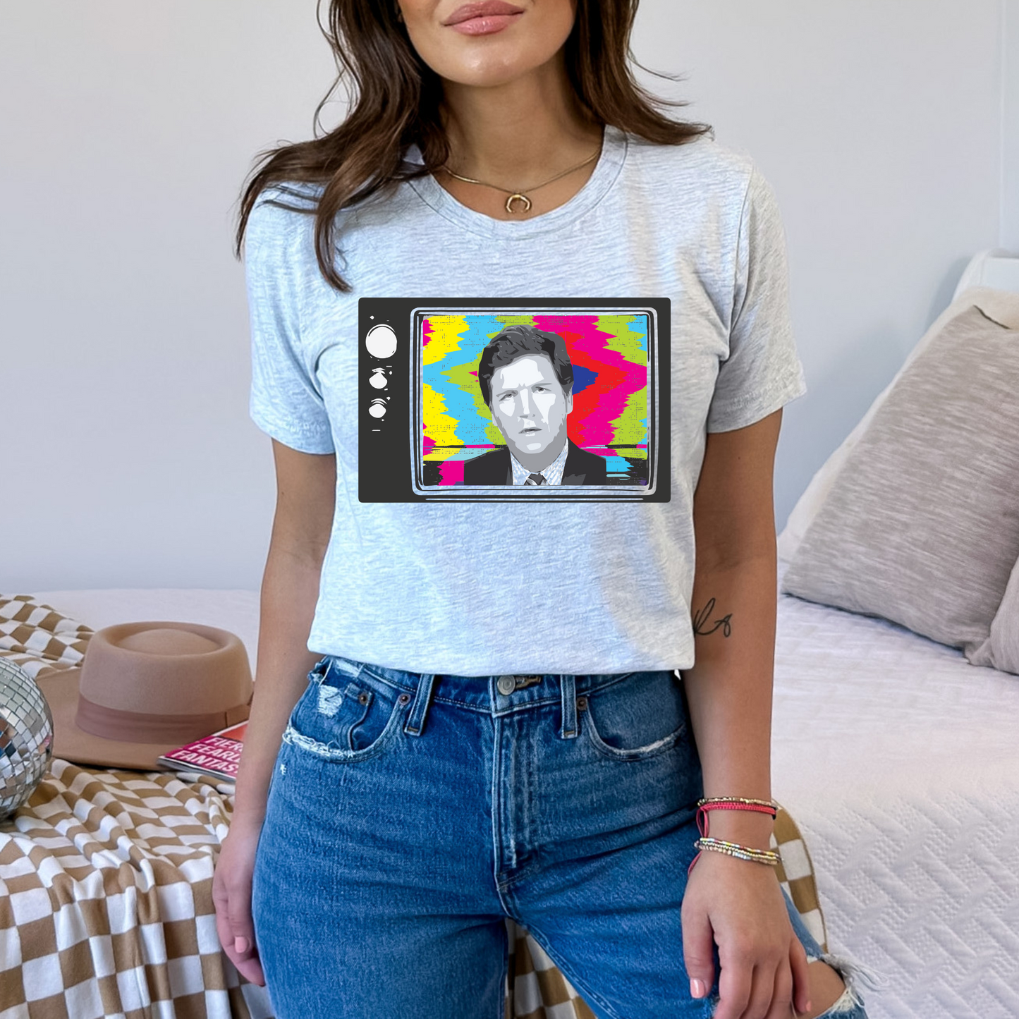 Tucker Retro TV in Color - Unisex Jersey Tee