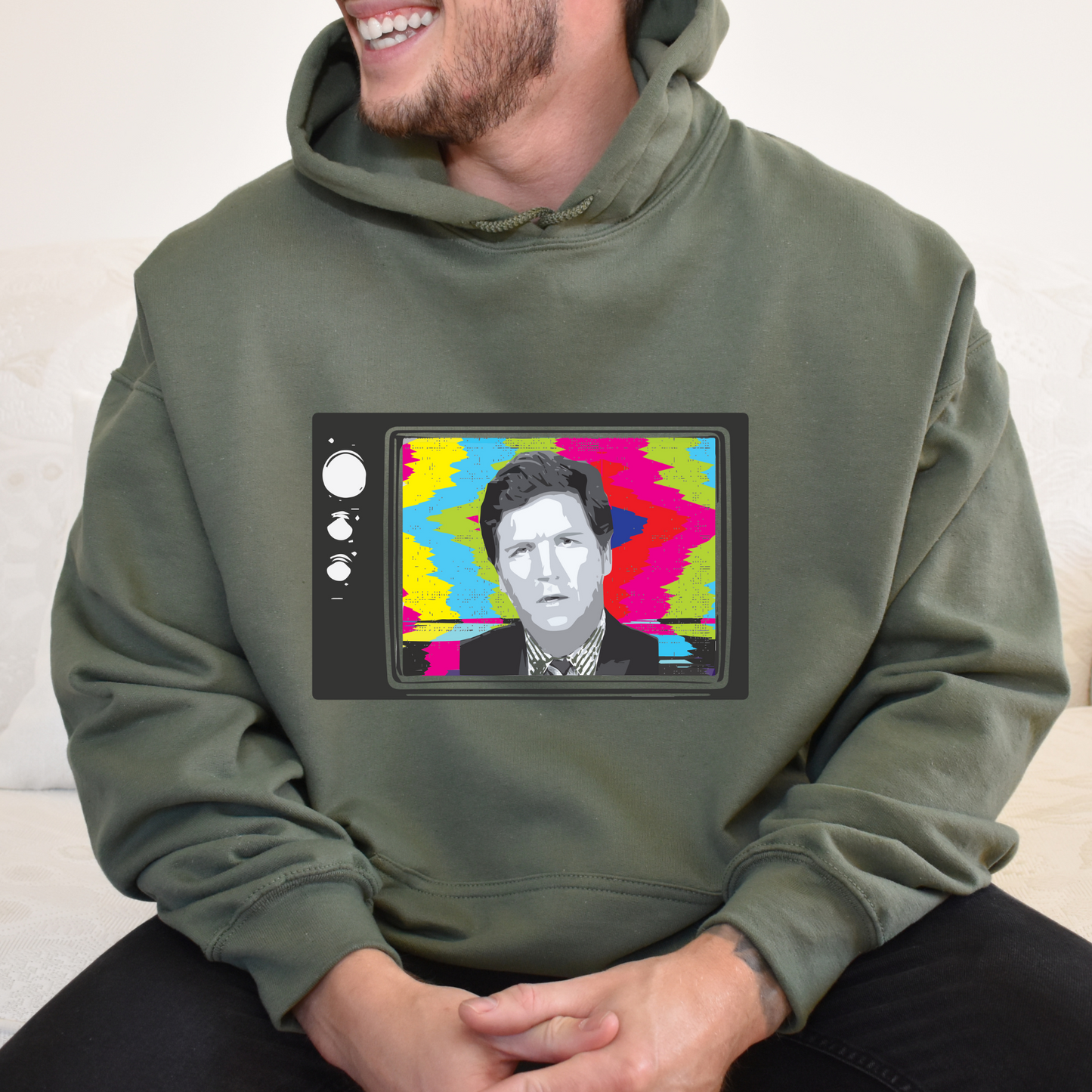 Tucker Carlson Retro TV Color - Unisex Hoodie