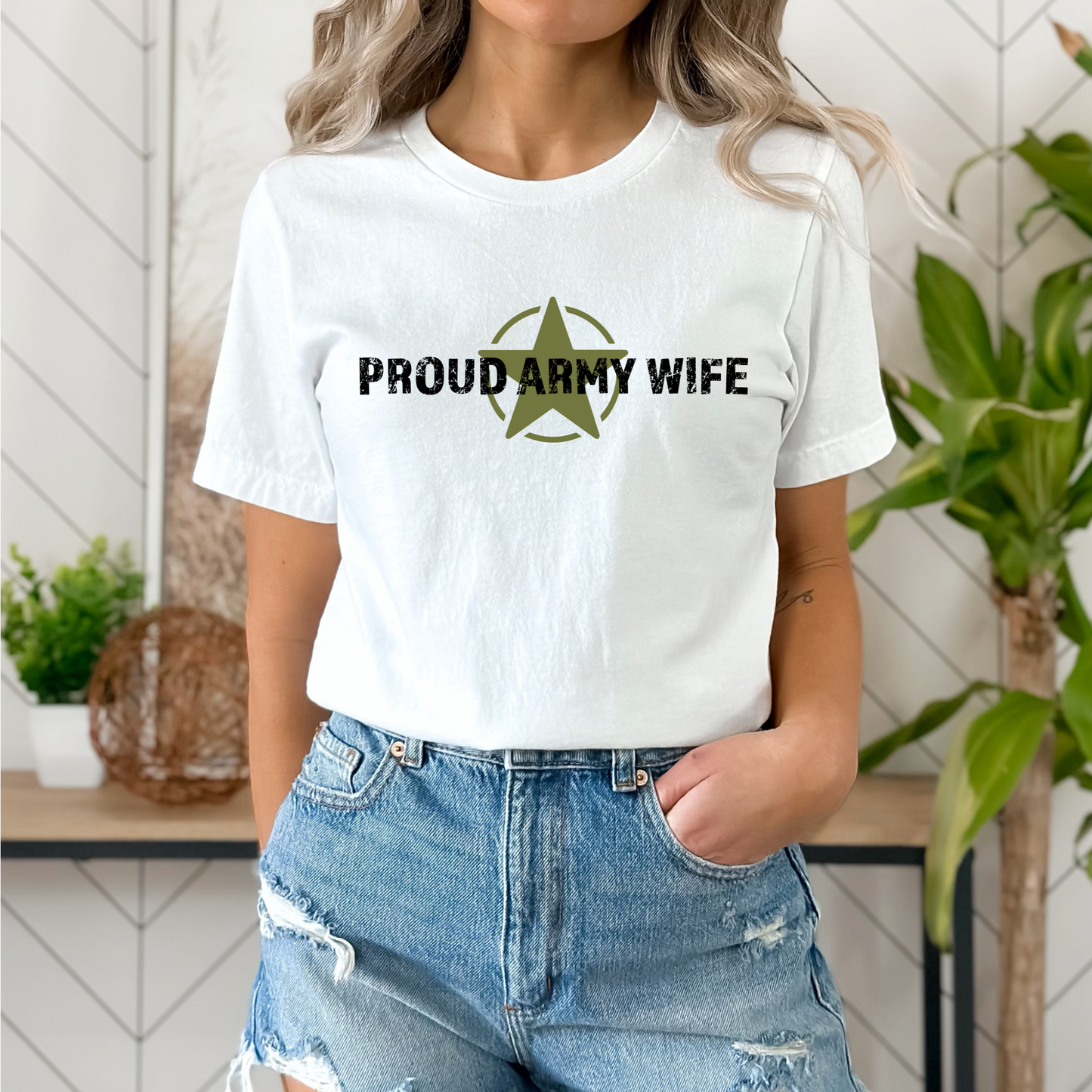 Proud Army Wife - Unisex Jersey Tee