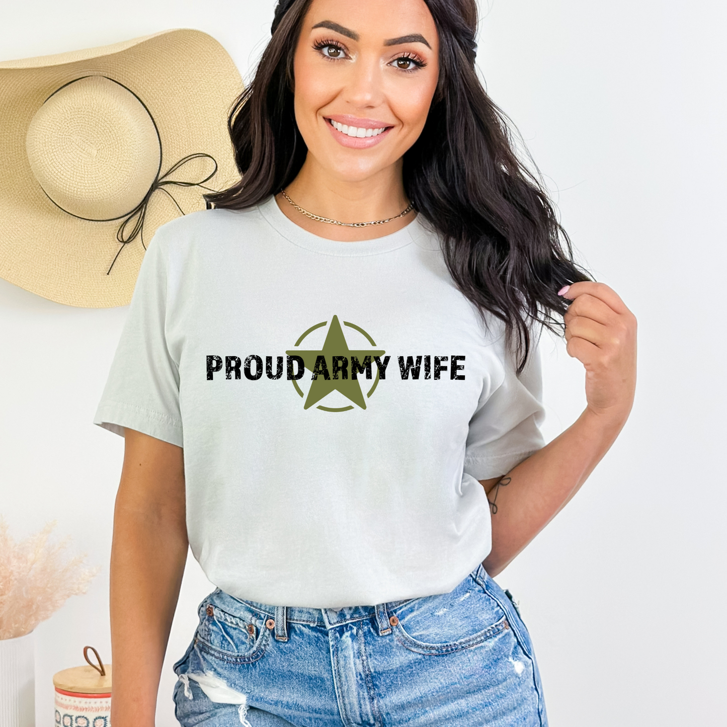 Proud Army Wife - Unisex Jersey Tee