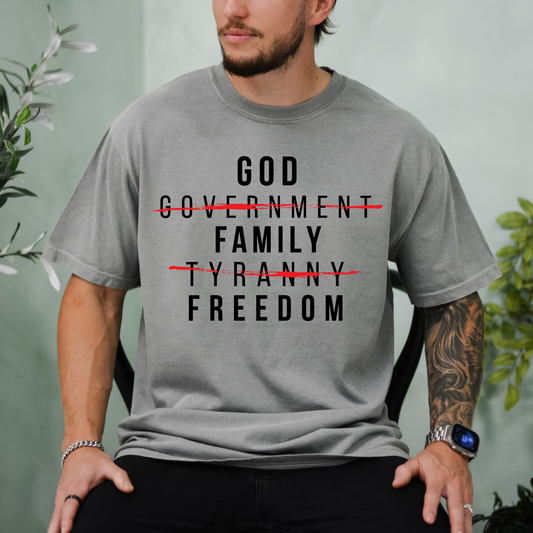 God Family Freedom - Unisex Garment-Dyed Heavyweight Tee