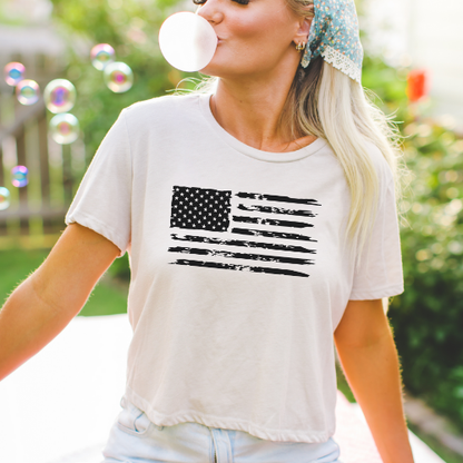 American Flag - Women's Flowy Cropped Tee